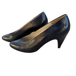 Evan Picone Black Leather Pointed Toe Pumps - Size 7M
